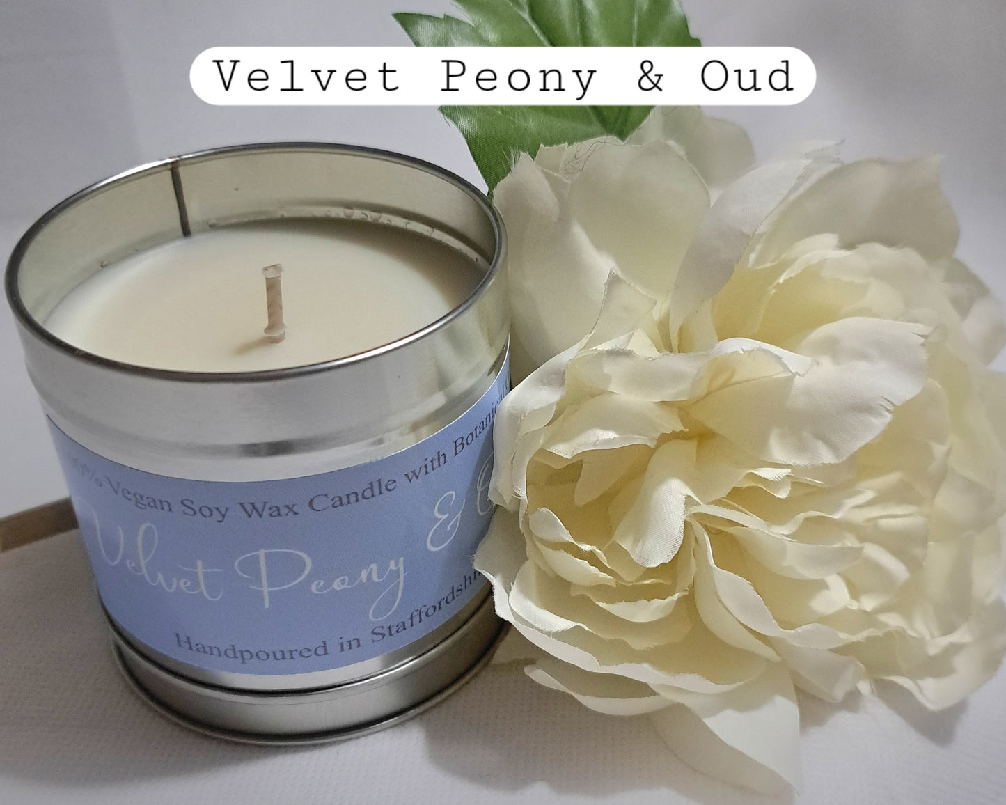 Velvet Peony & Oud Candle Tin